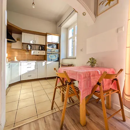 Διαμέρισμα Rynek With Mezzanine By Bookinghost